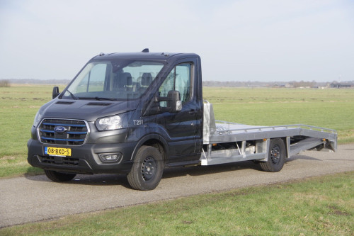 Ford e-Transit oprijwagen